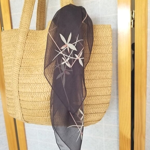 Draper James Woven Tan Shoulder Bag with Black Accent - Picture 2 of 9